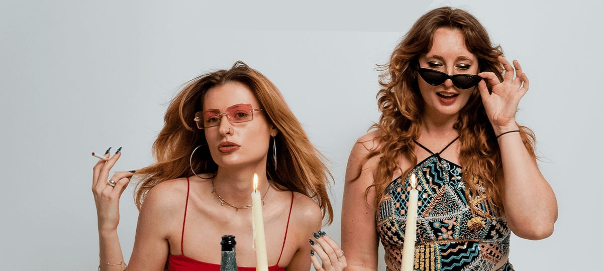 Laura Moss, Amelia Fritz, Daisy Roberts: Dinner with the Sl**S