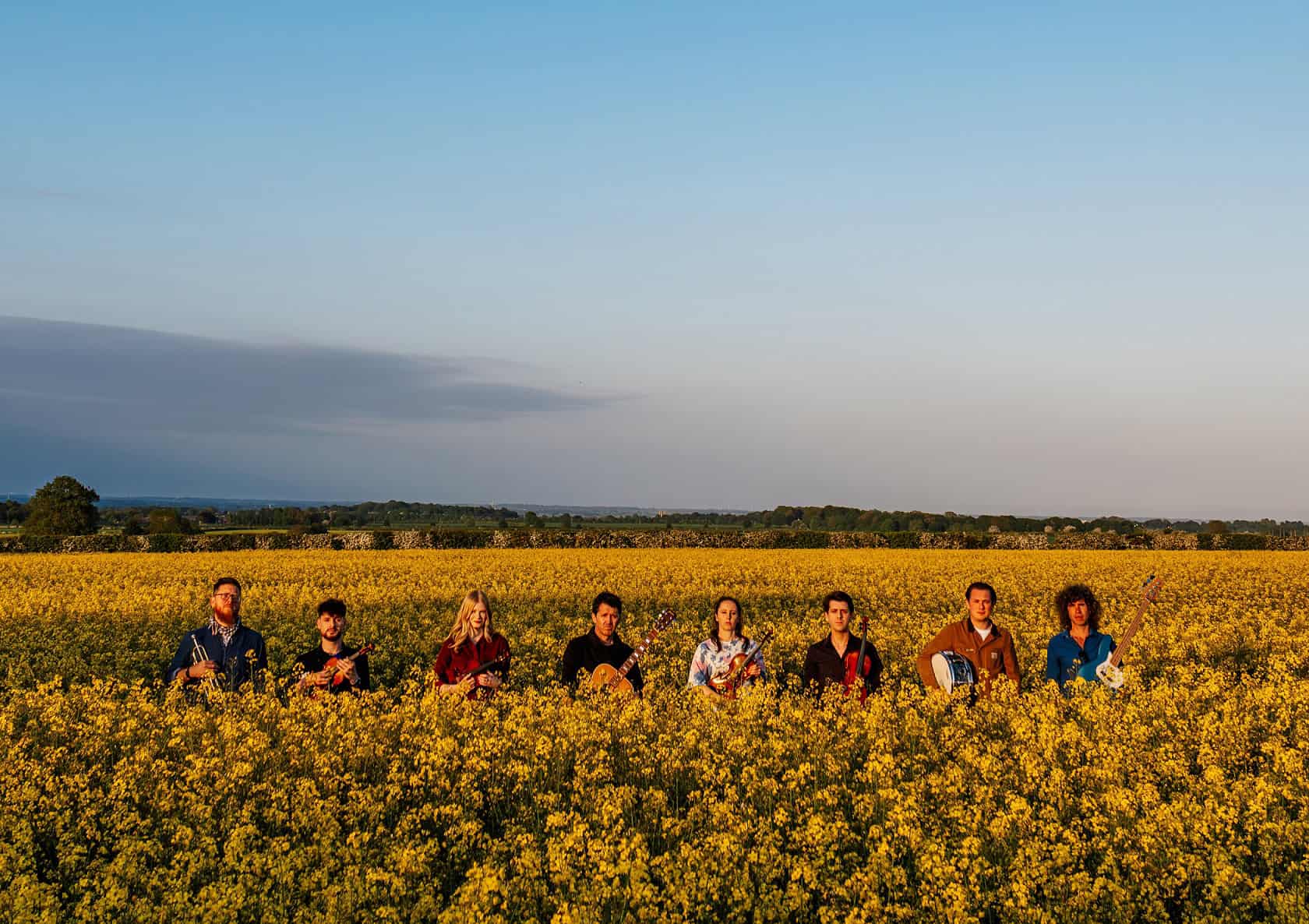 FolkAndRoots Present Pavey Ark + Support